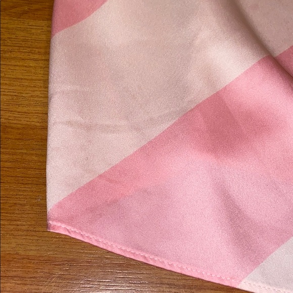 🆕 Victoria’s Secret Silk Sleep Top - Picture 3 of 7